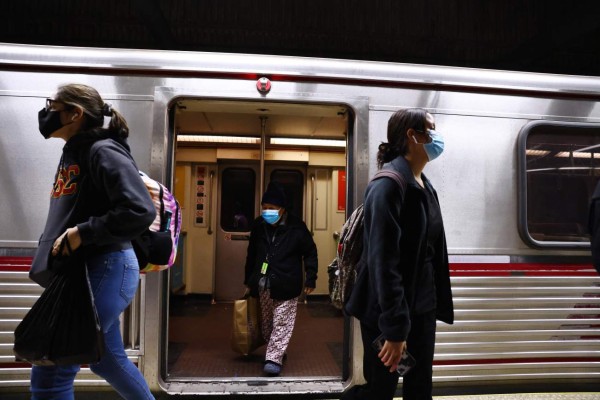 ¿De dónde surge la variante ómicron y por qué es importante su origen?