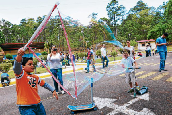 El arte y la solidaridad reunieron a las familias