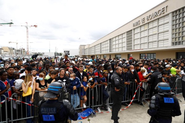 París se estremece tras la llegada de Lionel Messi