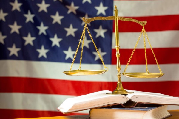 EE UU: infalible, feroz