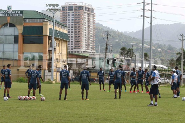 Niegan a Selección de Honduras entrenar en el estadio Hasely Crawford en Trinidad y Tobago