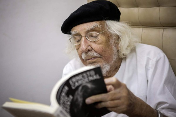 Ernesto Cardenal, revolución y poesía