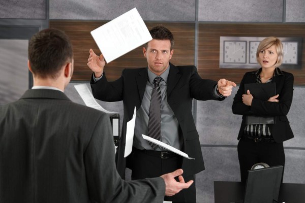 Aprenda a negociar con personas irracionales