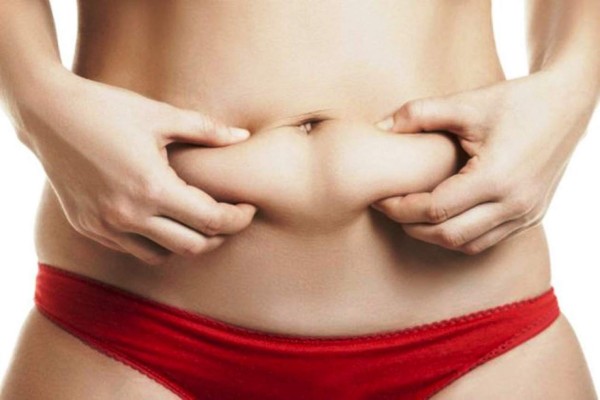 Tres bebidas caseras contra la grasa abdominal