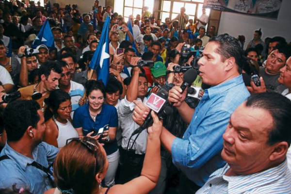 'Hay verdugos del nacionalismo dentro del gobierno”, afirma Miguel Pastor