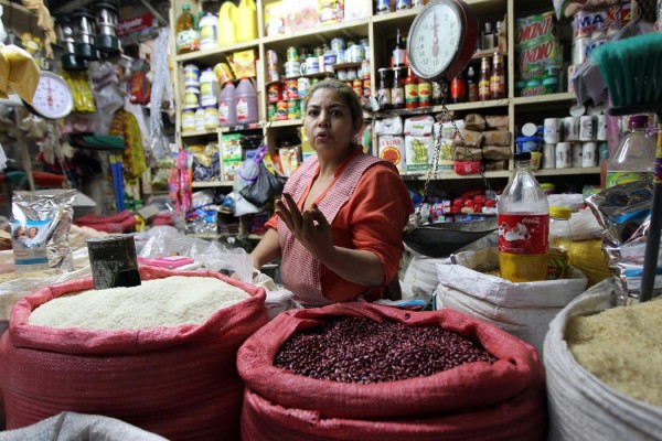 Sin los consumidores negocian una nueva canasta básica esencial