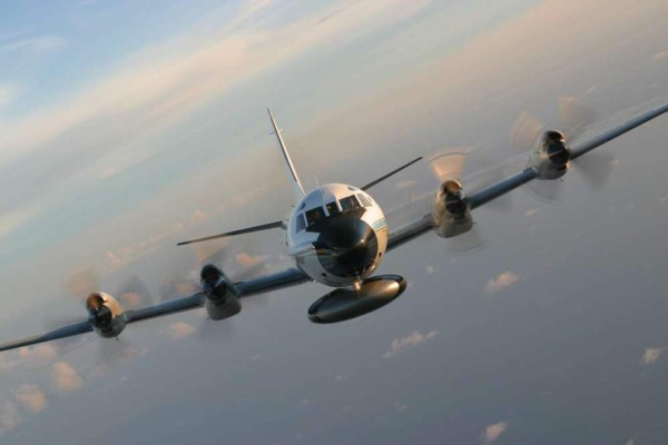 Honduras: En abril llega avión cazahuracanes a Toncontín