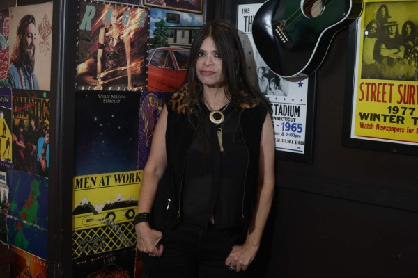 Periodistas hondureños entregados al mundo del espectáculo