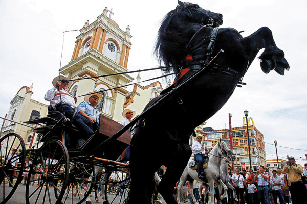 Honduras: SPS celebra Feria Juniana