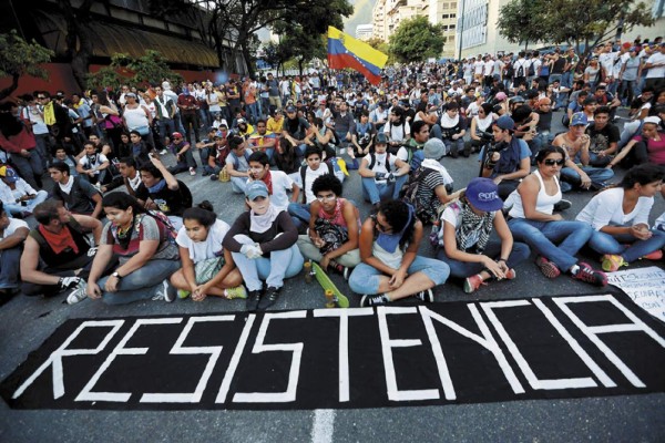 Estudiantes se declaran en 'resistencia”