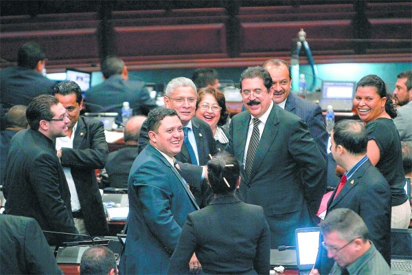 Partido Libre pierde al octavo diputado