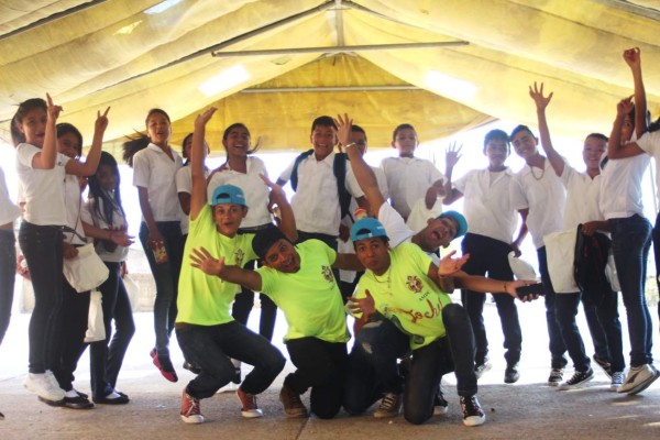 Por año unos 4,000 jóvenes son cautivados por el arte y la cultura