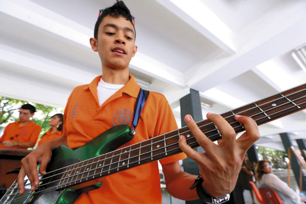 La Niña del Central, música para el alma