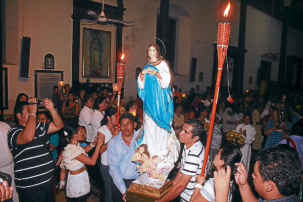Inauguran retablo de la catedral de Choluteca