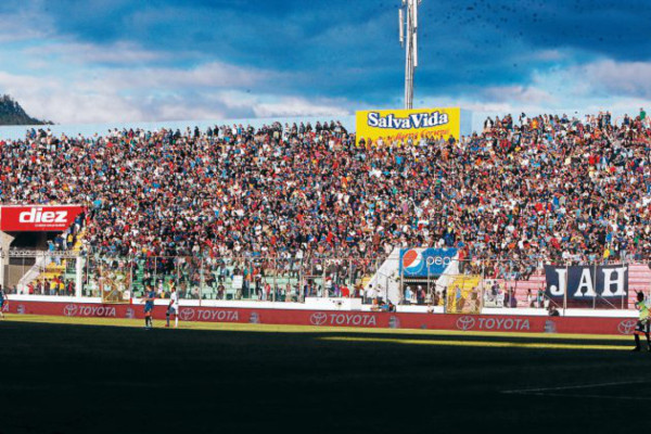 Afición motagüense volvió a llenar el estadio Nacional