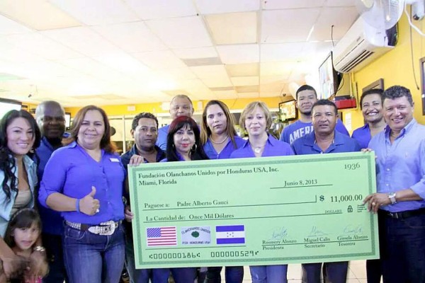 Olanchanos recaudan fondos para hospital de Juticalpa