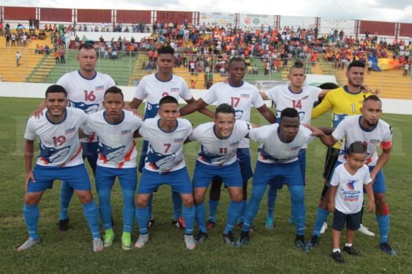 Lobos UPNFM sale campeón del Clausura ante Villanueva y ante Lepaera definirán el ascenso