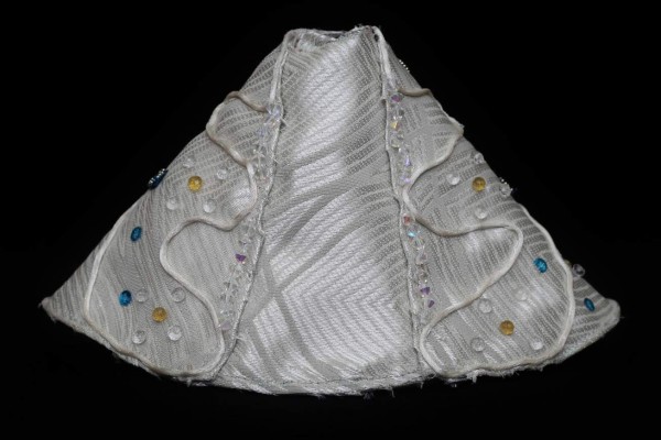 Honduras: Devotas cambian el ropaje que posee la Virgen de Suyapa