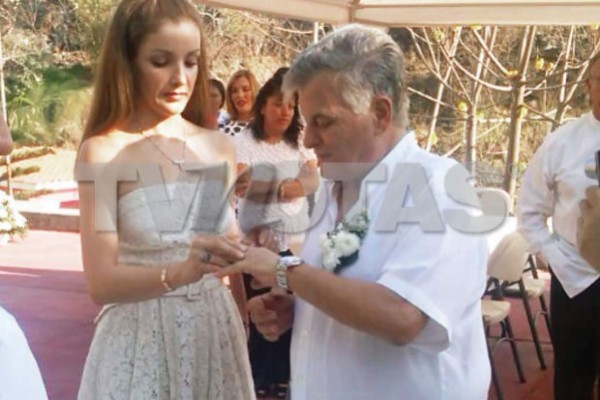 Muere exesposo de Karla Álvarez