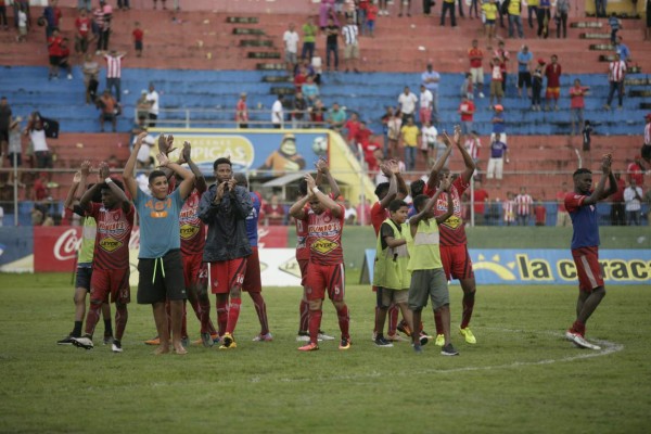 Gradas vacías agobian la LNP... solo Olimpia, Real España y Marathón no saben de déficits