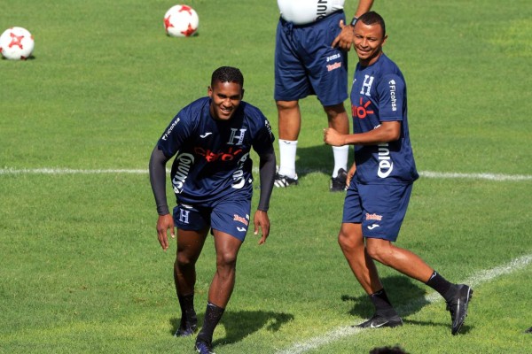 Yo pienso que se puede ir a robar puntos en México: Mario Martínez