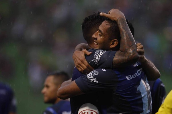 Un Motagua implacable golea al Honduras Progreso