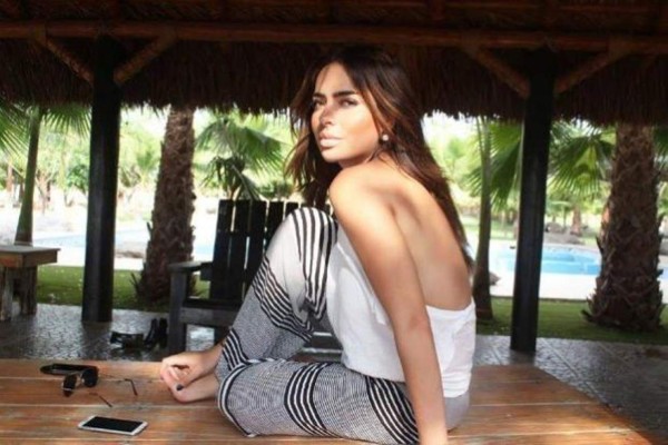 Belinda corrió a una exnovia de Giovani dos Santos de su concierto