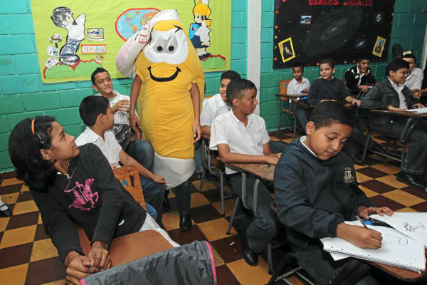 Don Lápiz y don Borrador se unen a fiesta ecológica