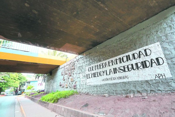 Tegucigalpa: Alcaldía aplaza borrado de grafitis
