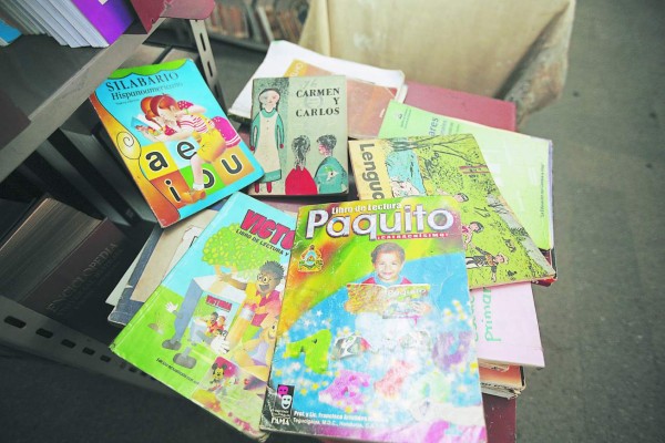 Honduras: Normalistas han destacado con publicaciones