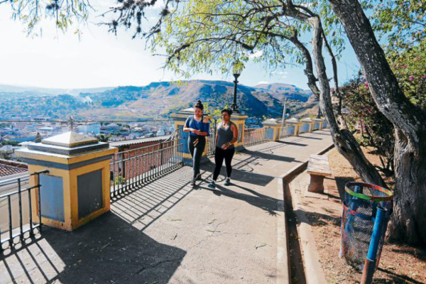 Barrio La Leona presume sus parajes de antaño