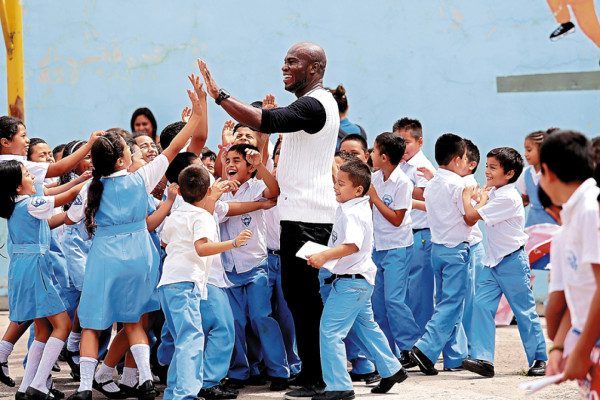 Con broche de oro sellan jornada de reciclaje