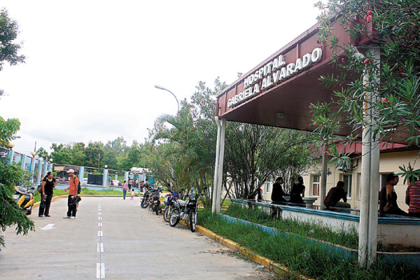 Hospital de Danlí no tiene ni papel para anotar a pacientes