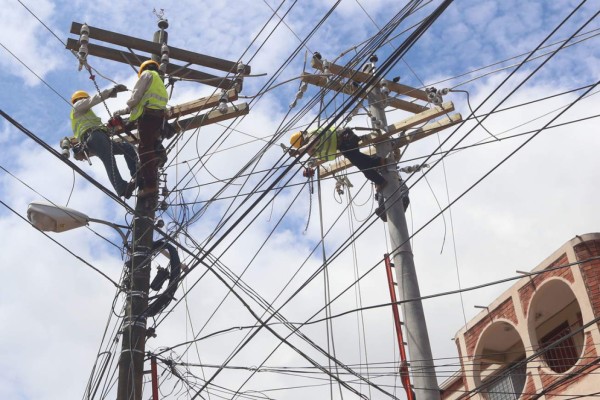 La ENEE despedirá 700 empleados más la próxima semana
