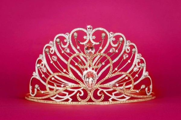 FOTOS: La lujosa transformación de las coronas de Miss Universo