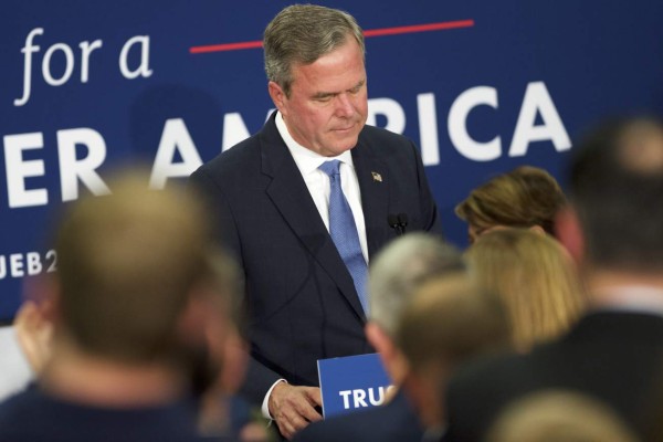 Jeb Bush anuncia que abandona la carrera hacia la Casa Blanca&nbsp;&nbsp;