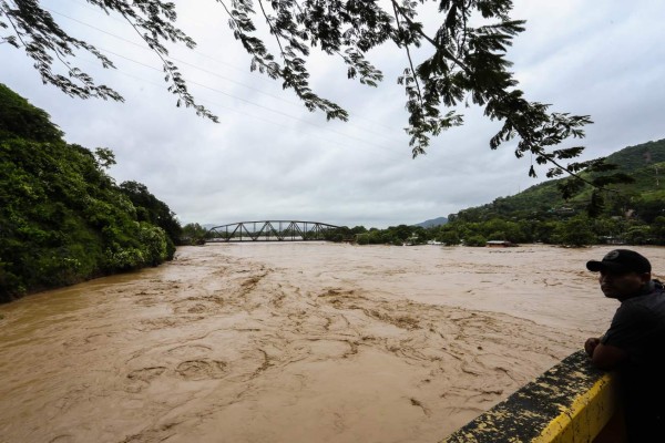La tragedia se repite: muertos, inundaciones y daños tras paso de Iota en Honduras (FOTOS)