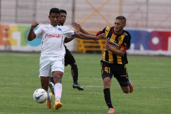 Olimpia gana al Real España y se convierte en primer tricampeón