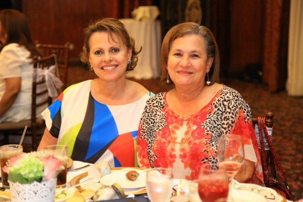 Alegre bienvenida para Olivia