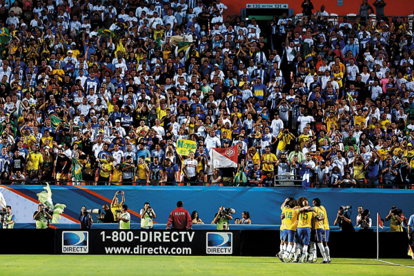 Honduras vs. Ecuador, a estadio vacío