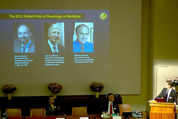 Nobel a trío de expertos en sistema inmunitario