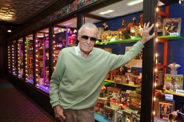 Doce famosos que son zurdos y no lo sabías