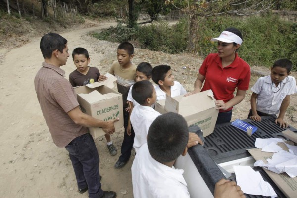 Aguanqueterique recibió una visita sorpresa