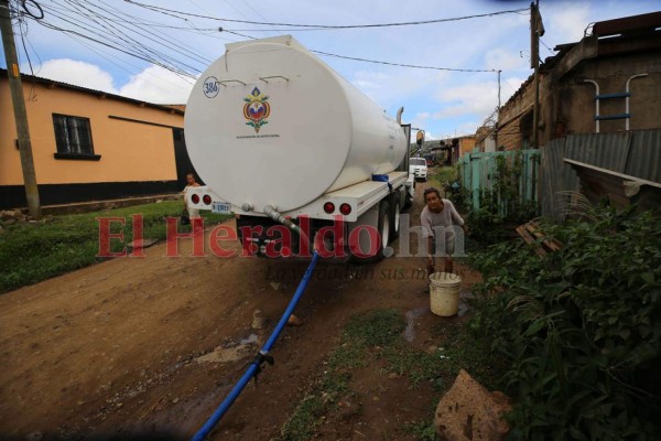 A detalle: Así lucen las cisternas de segunda mano que compró la Alcaldía del DC (FOTOS)