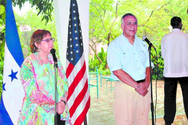 Kubiske supervisa obras en zona sur