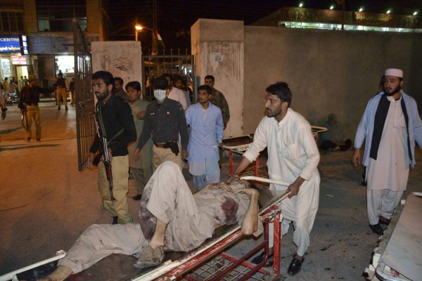 Diez muertos en explosión de un autobús en el suroeste de Pakistán