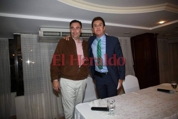 Nasralla y Luis Zelaya sostienen victoria de la Alianza de Oposición, según propios cómputos