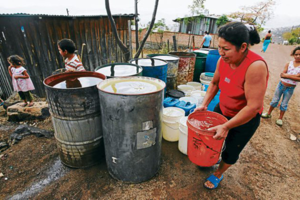 SANAA emprende plan de racionamiento de agua
