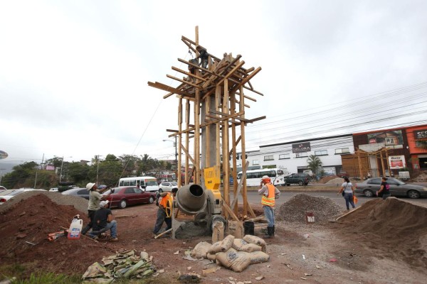 Alcaldía promete invertir L 10 millones en puentes peatonales