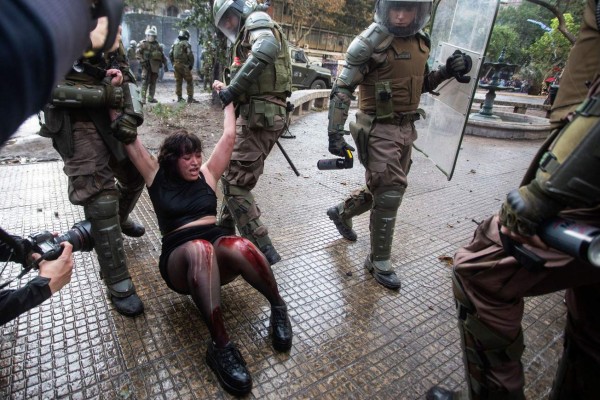 FOTOS: Destrucción y saqueos en Chile a 20 días de protestas violentas